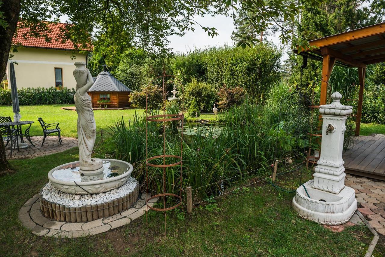 Ferienanlage Beatrix Stegersbach Extérieur photo